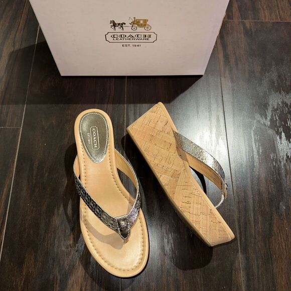 Coach Jorgina 9B Silver Patent Logo Embossed Thong Cork Wedge Platform Sandal - Picture 1 of 13